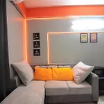 Zuzustay