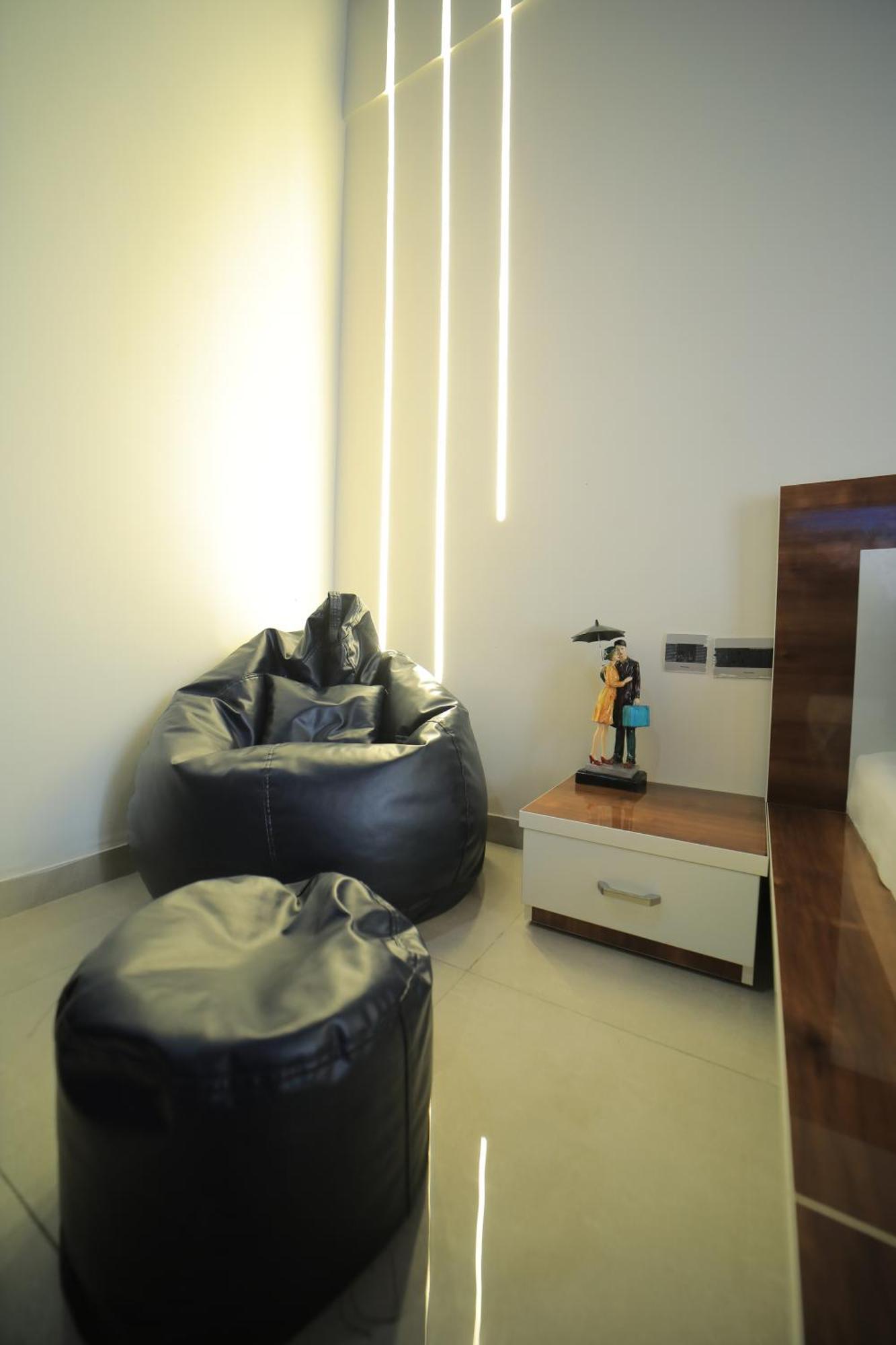 Zuzustay Lucknow